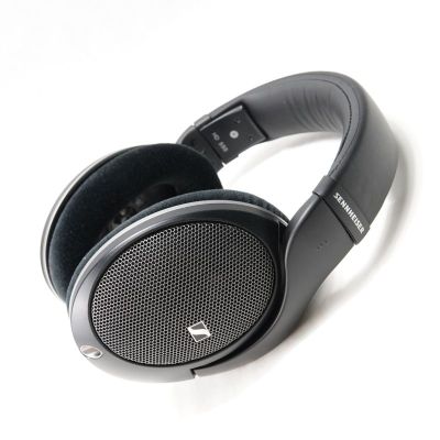 HD 550