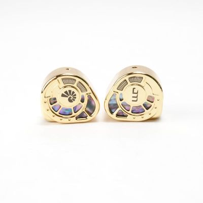 Nautilus(Universal Fit)