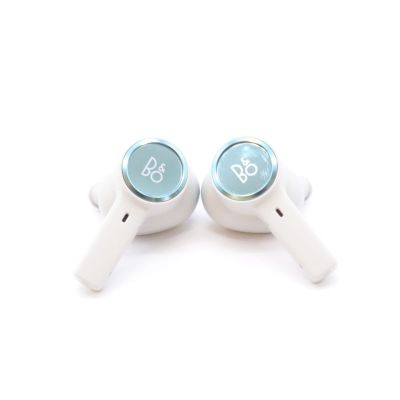 Beoplay Eleven EucalyptusGreen