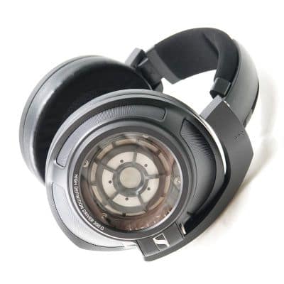 HD 820