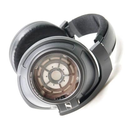 HD 820