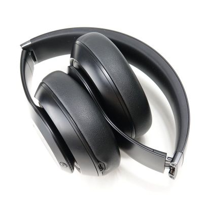 Beats Studio Proワイヤレスヘッドフォン — [MQTP3PA/A]
